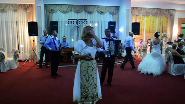 Revino La Traditie Cu Formatia Simona Tone - Preturi Si Oferte Formatii Nunta