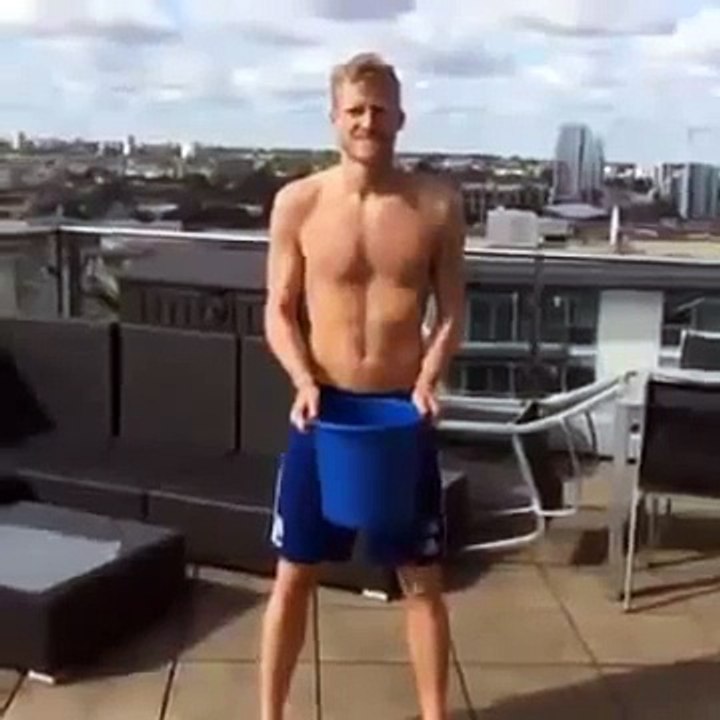 Andre Schurrle ALS Ice Bucket Challenge _ Andre Schurrle Does The ALS Ice Bucket Challenge