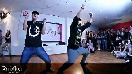 RAISKY HALOWEEN PARTY