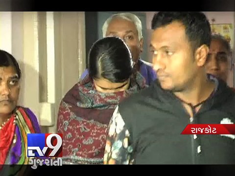 Rajkot: ACB nabs Gujarat Housing Board officer, husband for taking Rs 20L bribe - Tv9 Gujarati