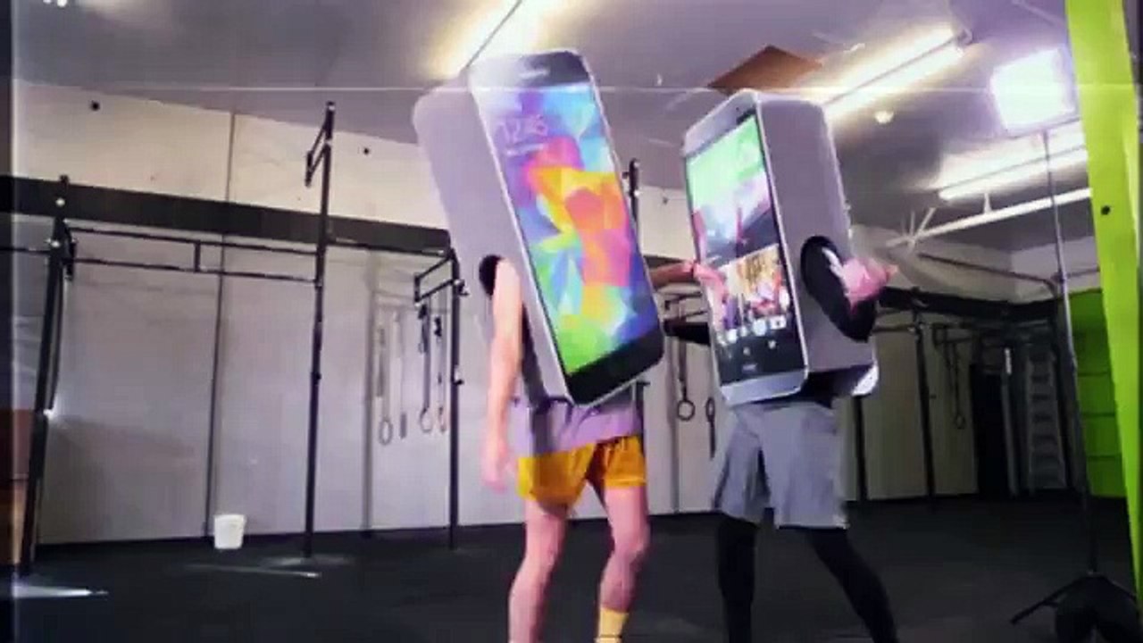 HTC'den Apple ve Samsung'a Karşı Rap Müzikli Savaş