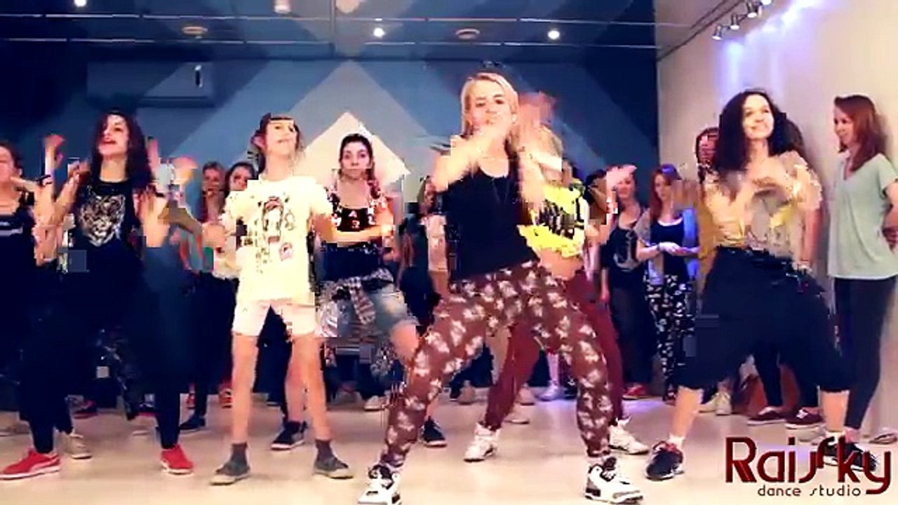Карина Галлямова - Dancehall - RaiSky Dance Studio