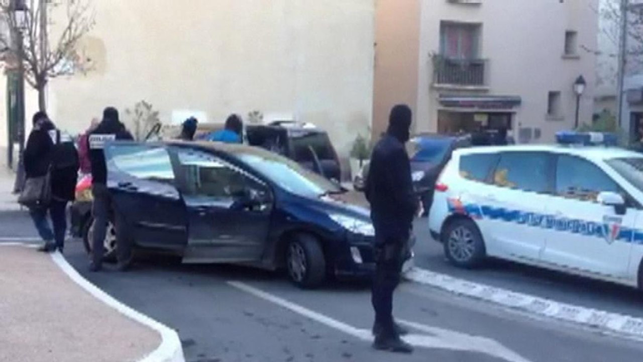 Les enquêteurs des services antiterroristes débordés depuis les attentats