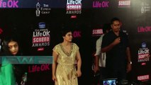 Life Ok Screen Awards Jacquline, Shahid, Varun, Tiger BYTE7