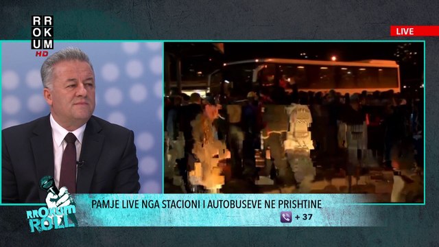 Rrokum Roll - Muharem Sfarçës i ikun dy punëtorë për perendim