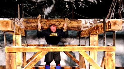 Hafþór Júlíus Björnsson bat un nouveau record de force
