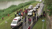 سقوط طائرة ركاب على متنها 58 شخصا في نهر في تايوان