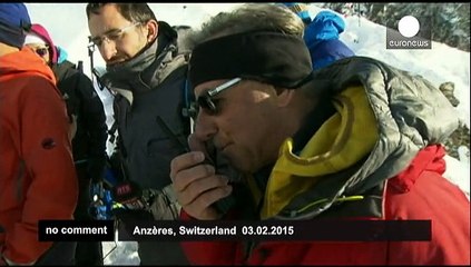 Switzerland: Experiment blasts triggers artificial avalanche