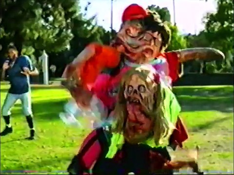 Une parodie de pub des années 90 bien WTF