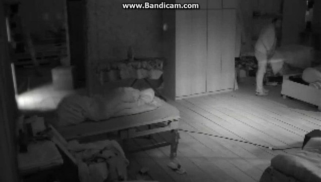 Ütopya Barış Asla Kafeye Girmem