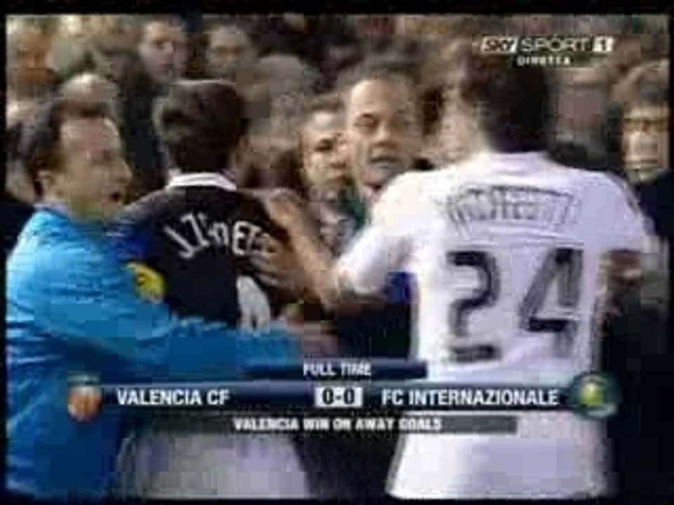 Valencia v inter - fights