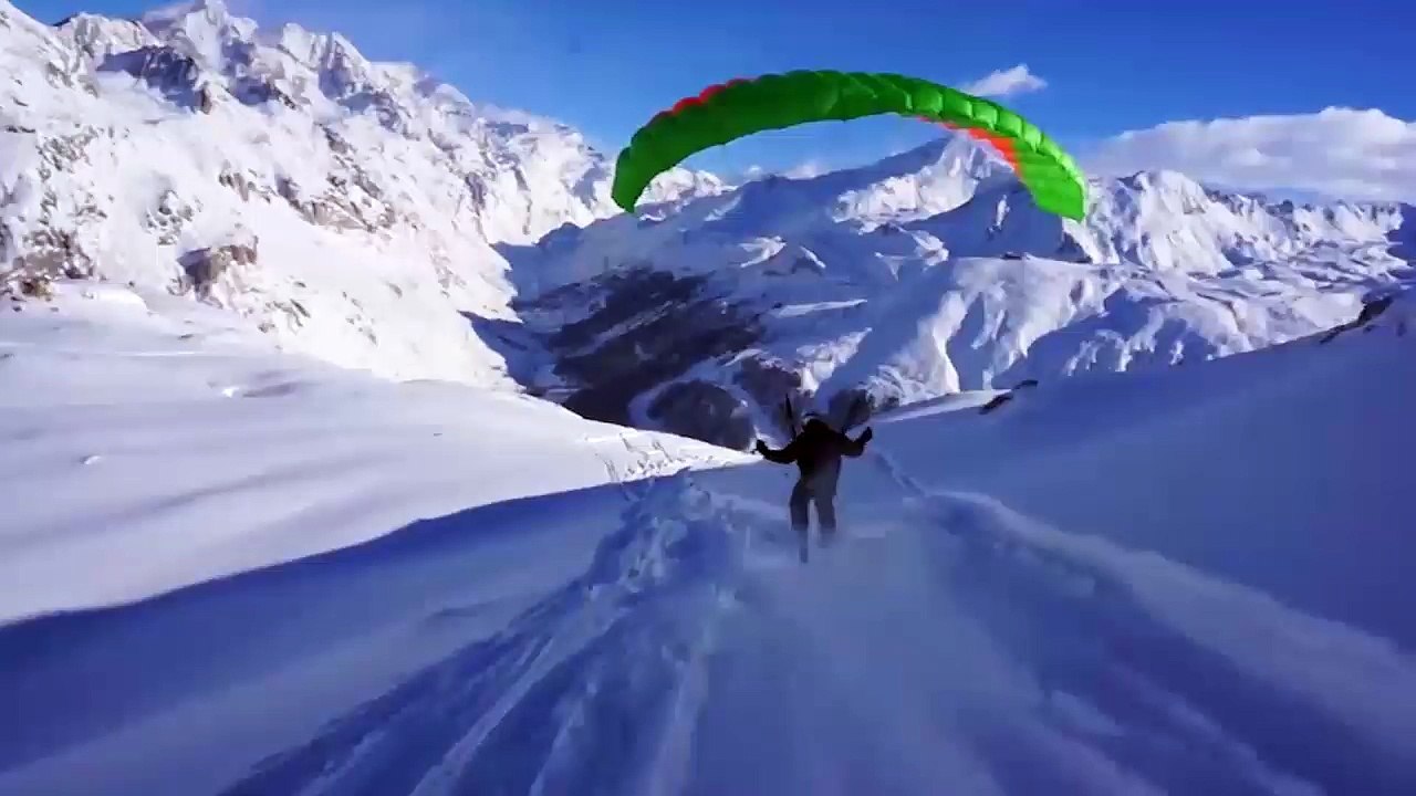 Speedriding Down a Scenic French Slope