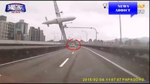 TransAsia Plane Crashes in Taipei - Caught on Tape
