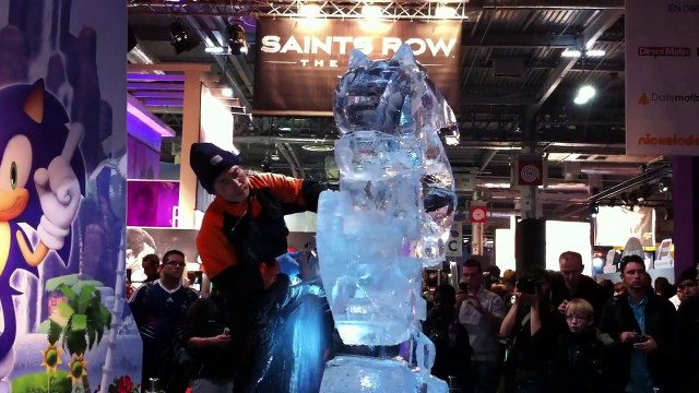 Reportage - Sculpture de Sonic en Glace (PGW 2011)