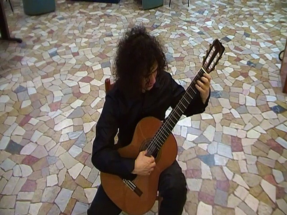 Francesco Zanella Plays Mauro Giuliani Op.48 n.5