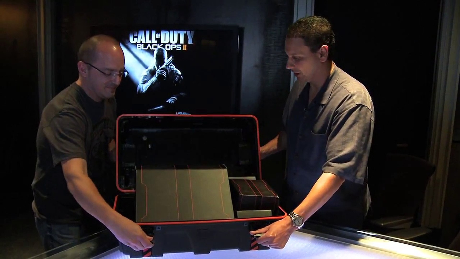 Reportage - Call of Duty: Black Ops 2 (Unboxing / Déballage Edition  Collector Drone) - Vidéo Dailymotion