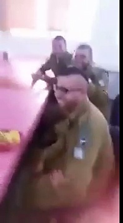 Funny - Ferenji Singing Ethiopian music with near perfect prounciation