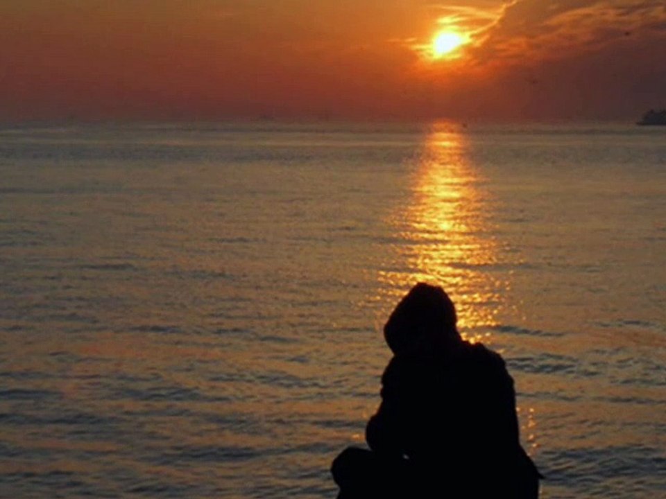 Bugün De Ölmedim Anne Yeni 2015.