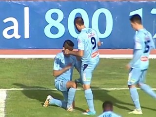 Capdevila scores absolute wondergoal from own half
