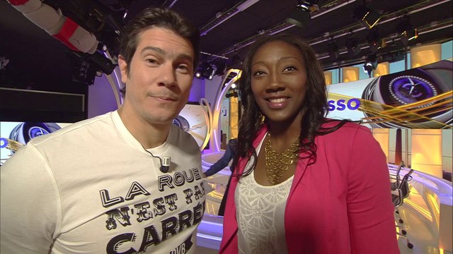 Vincent Parisi coach la championne de Hand Ball Mariama SIGNATE au sport de combat japonais le Naginata .