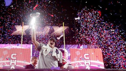 Two Men Sneaked into Super Bowl, Sat in $25,000 Seats