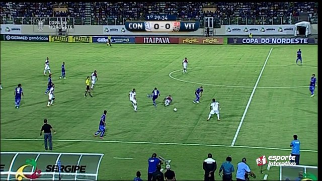 Em derrota do Vitória, Jorge Wagner foi expulso de campo