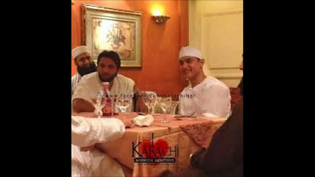 Kamli Walay Muhammad(S.A.W) - Junaid Jamshed Naat - Junaid Jamshed Videos