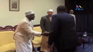 Shaking Hands Like An African Boss (Uhuru Kenyatta)