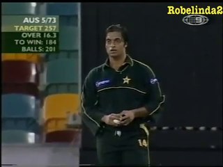 Shoaib Akhtar BRUTAL BOUNCER to Shane Watson 2002 GABBA -