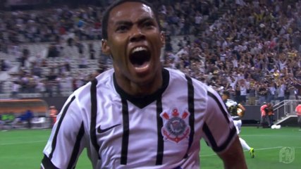 le mouvement collectif somptueux des Corinthians 