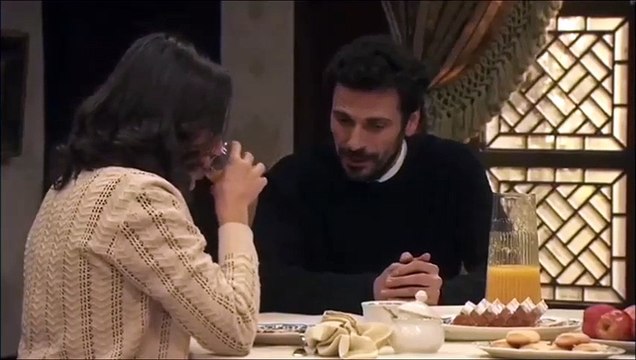 Conrado siente que sobra en Jaral cuando llega Lucas para estudiar con Aurora