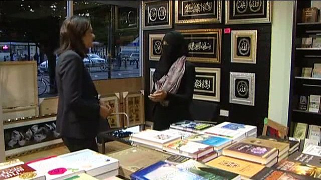 Hijaabi or Hijab -# Muslim women choose to wear the Hijaabi or Hijab -@- why women Use Hijab..