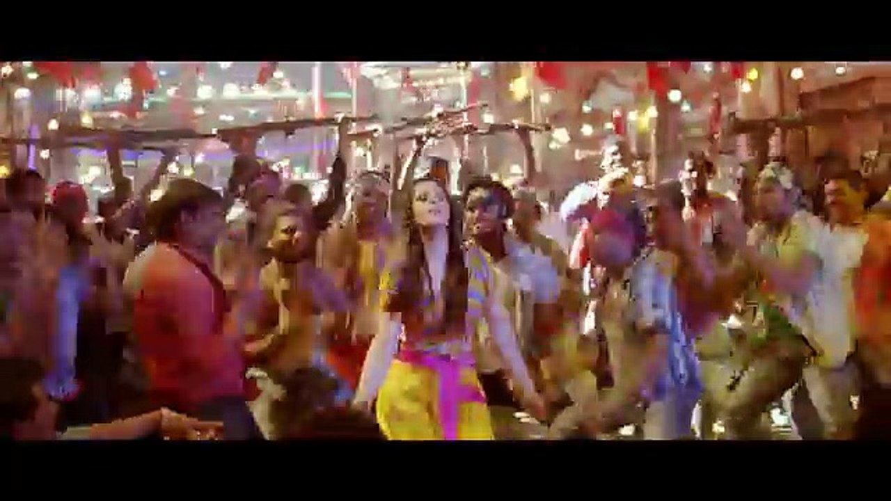 Chikna Badan Hai Tera - Zarine Khan Item Song - Film Meri Taqat Meri Himmat