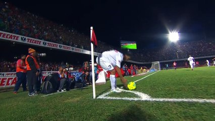 Lo spettacolare assist di Ronaldinho