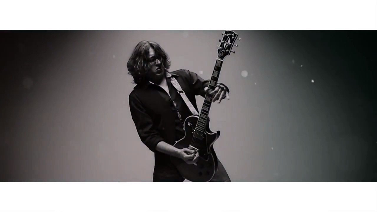 Ali Zafar Song "Urein Ge" A Tribute To Peshawar Attack Victims - EXCLUSIVE VIDEO