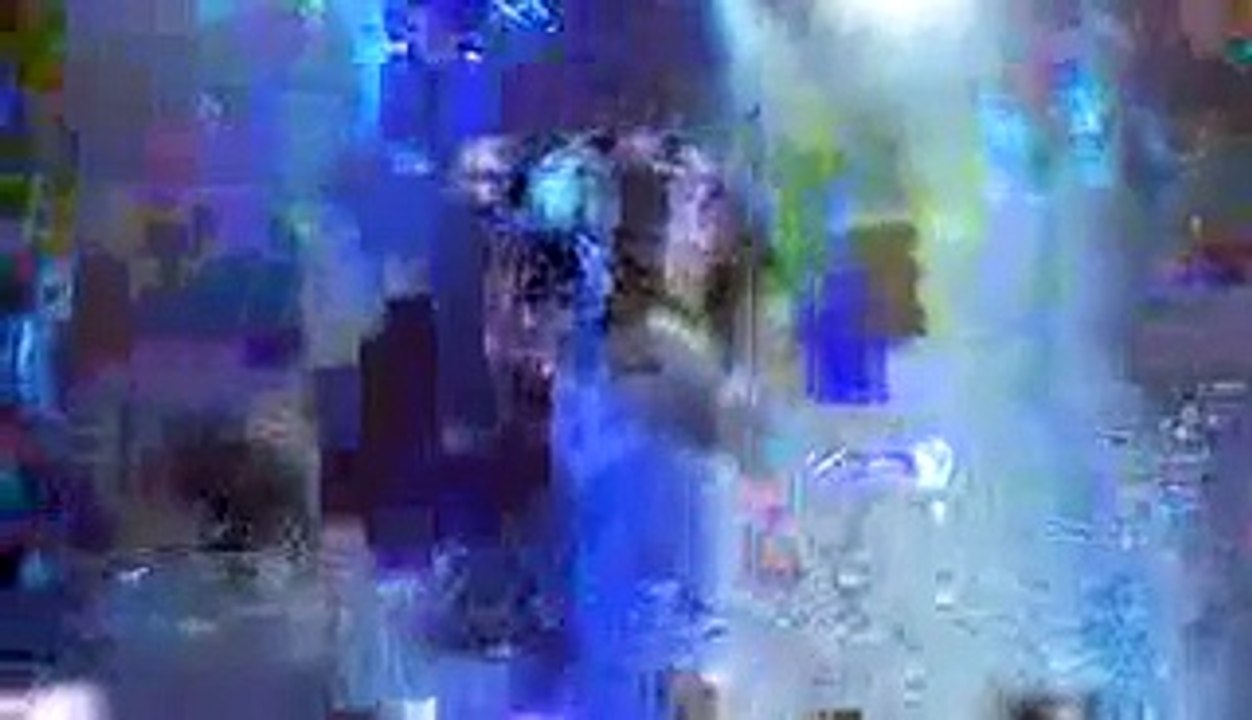 Drake - Intro Money To Blow (Live at Axe Lounge)