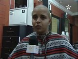 فتاة مغربية تتضامن مع مرضى السرطان  بحلق شعرها