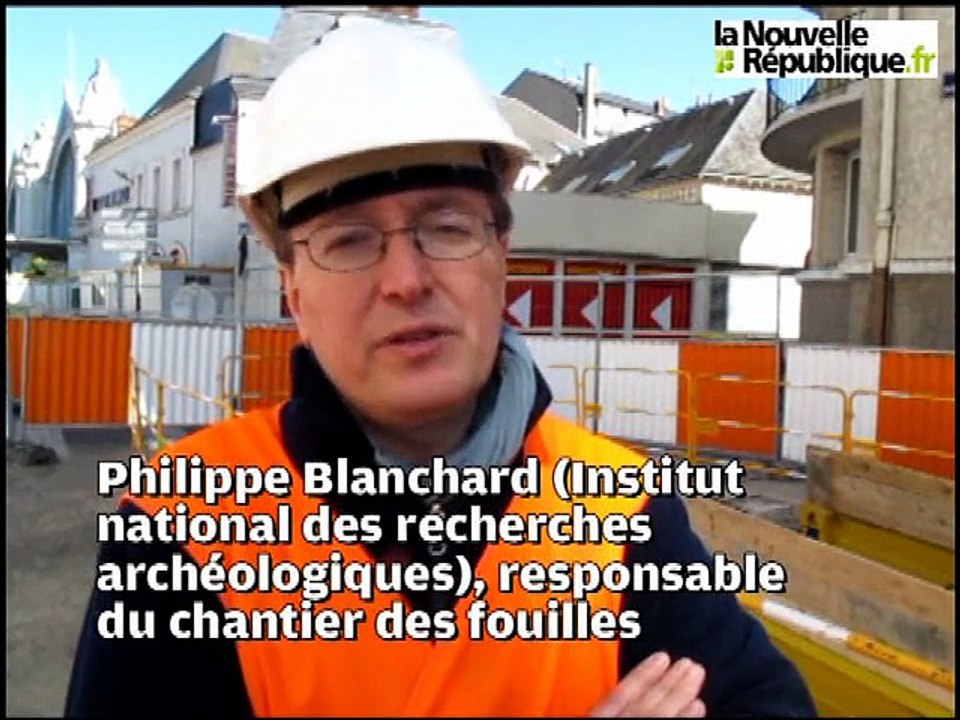 Tours : une fosse commune médiévale découverte sous la rue Charles-Gille