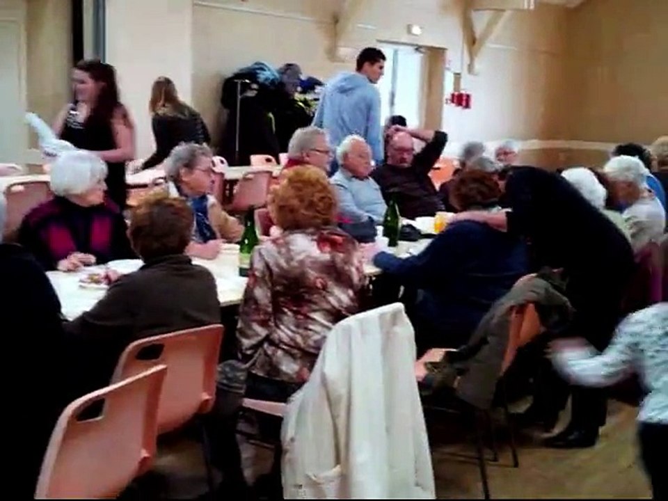 Crêpes'party à la salle des Fêtes de Véron
