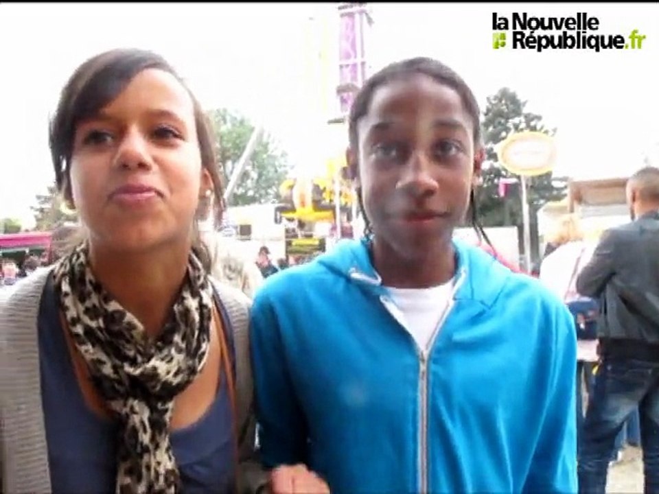 A bord du Bomber Max, manège de la fête foraine de Tours