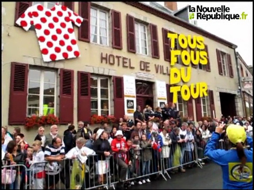 Tour de France : départ de la huitième étape d'Aigurande