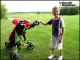 Un enfant de 8 ans vous apprend à jouer au golf !