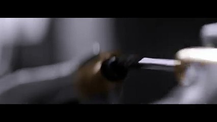 Optimedia pour Yves Saint Laurent - mascara, «Rock, avec Cara Delevingne» - février 2015