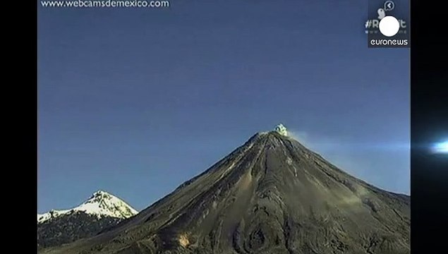 Messico: attività da due vulcani, nessuna evacuazione per il momento