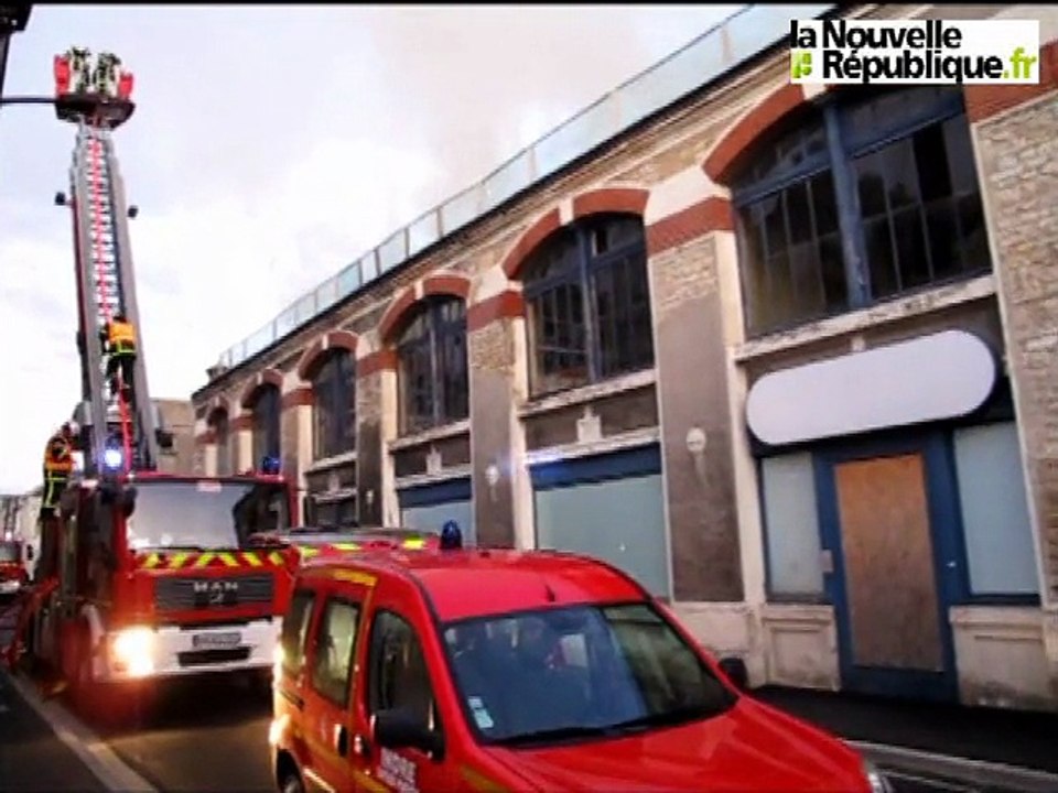 Châteauroux : incendie spectaculaire aux 100.000 Chemises