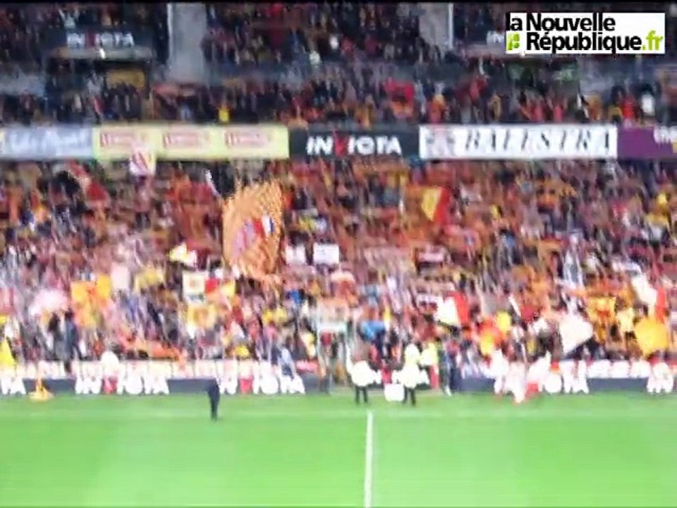 Ambiance au stade Bollaert pour Lens - Berrichonne