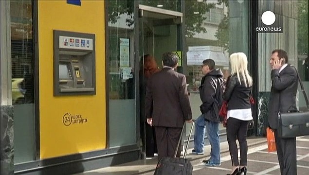 Borsa, banche greche a picco dopo la chiusura dei rubinetti della Bce