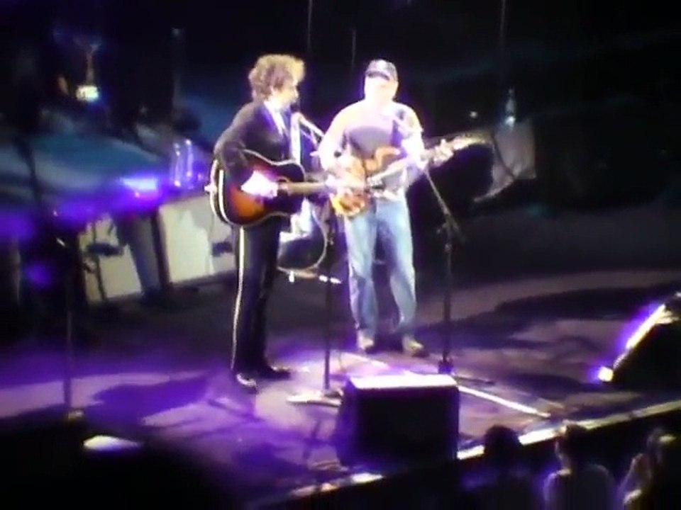 Bob Dylan & Paul Simon - Sound of Silence ( Live- 6 -13 - 99 )