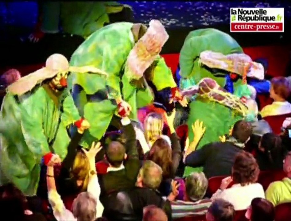Les clowns du Slava's Snowshow en spectacle