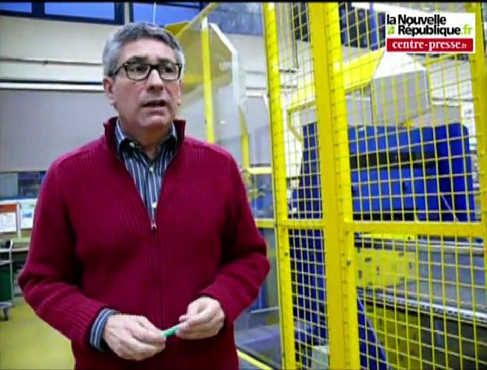 VIDEO. La plateforme de tri de colis postaux de Poitiers reçoit 2000 colis par jour